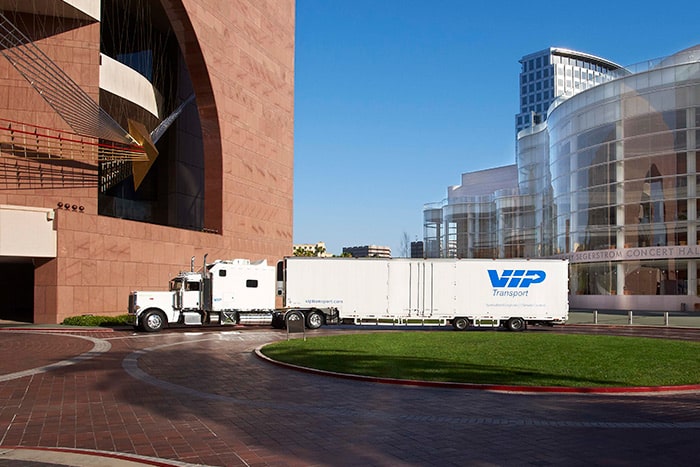 logistics-tours01 logistics-tours01
