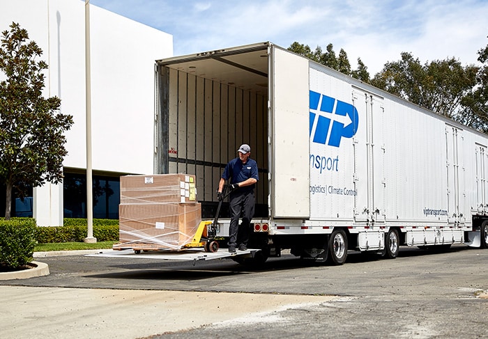 ltl-truckload01b ltl-truckload01b